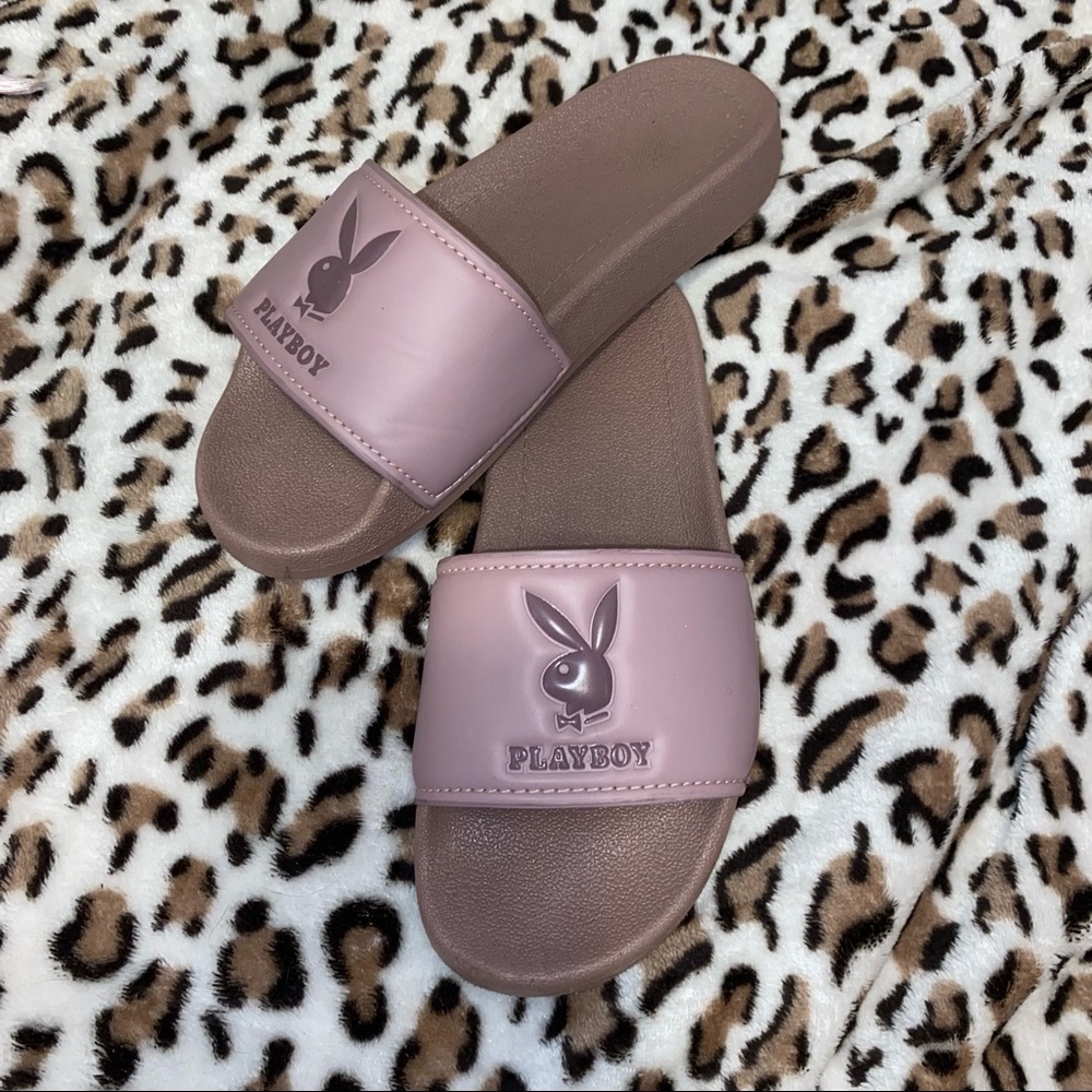 PLAYBOY SLIDES💜